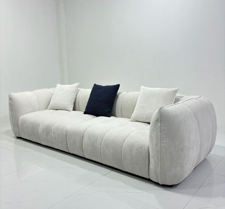 Диван. Диван в гостиную.