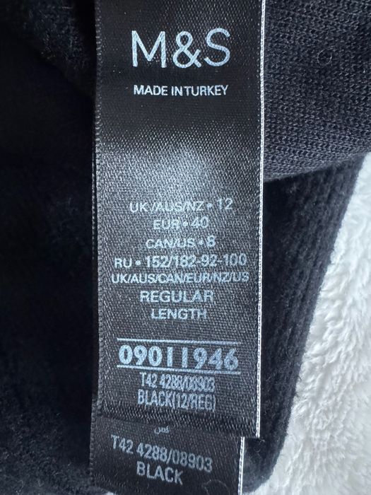 Vând rochie midi, M, M&S, 80 lei