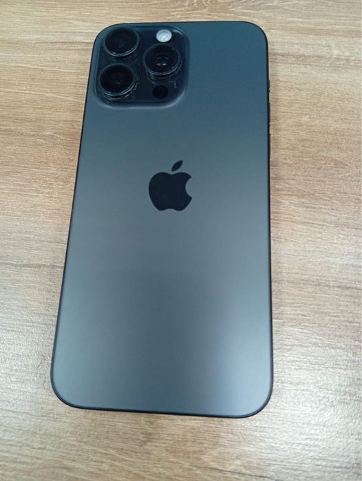 Продам iphone 15 pro max 256 gb