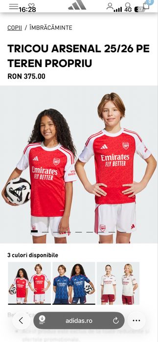 Set pantaloni si tricou fotbal Adidas, pentru copii!