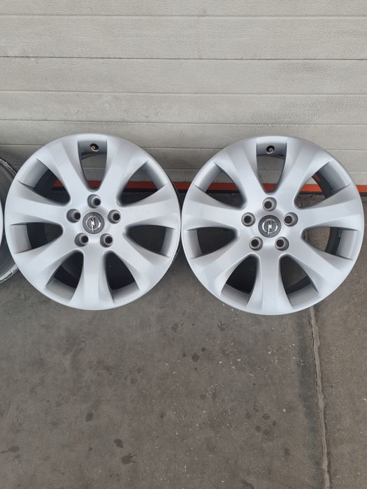 Оригинални джанти за ОПЕЛ OPEL R17 5x115 ET44 7J