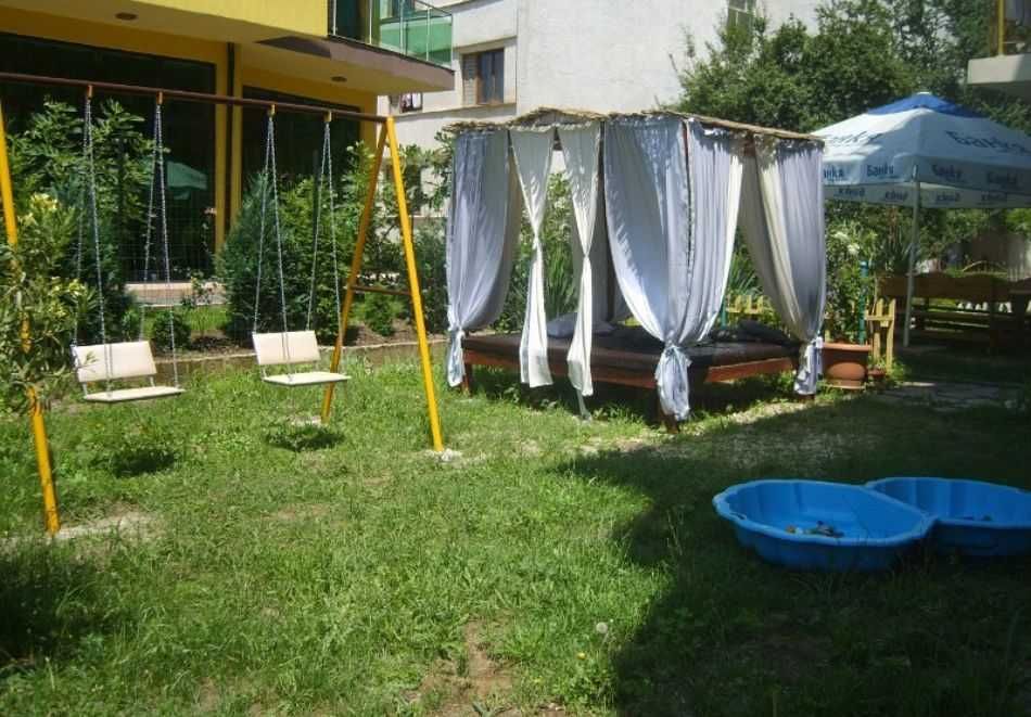 Продава се Хотел в с. Равда, Област Бургас - 1450 кв.м за 621 €/кв.м - Снимка #4