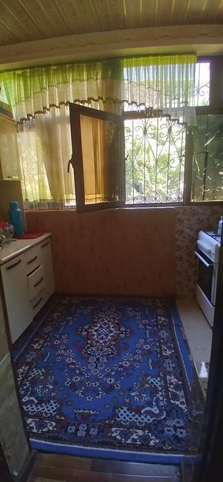 Qarshi shahar markazida srochniy uy sotiladi Narxi kelishiladi