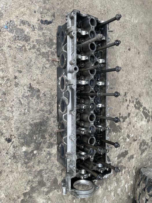 Глава BMW /бмв  77885649 BMW X5 (e53) M57TUE2