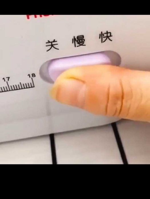 Портативная швейная машинка  шьет 12 типами строчек Суперскидка!