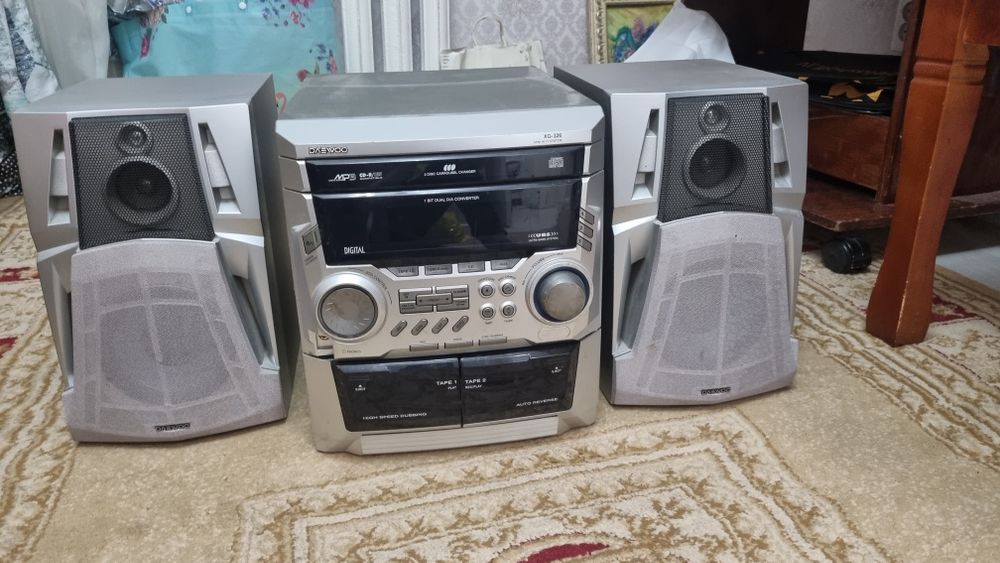 Музыкальный центр