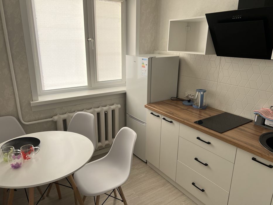 Продам кв 9 мик 27 дом