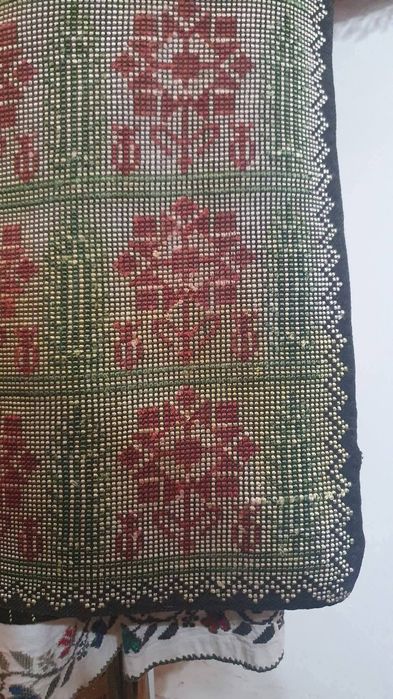 REDUCERE 25%! Costum popular (Ie/camasa cu poale, fota/catrinta)