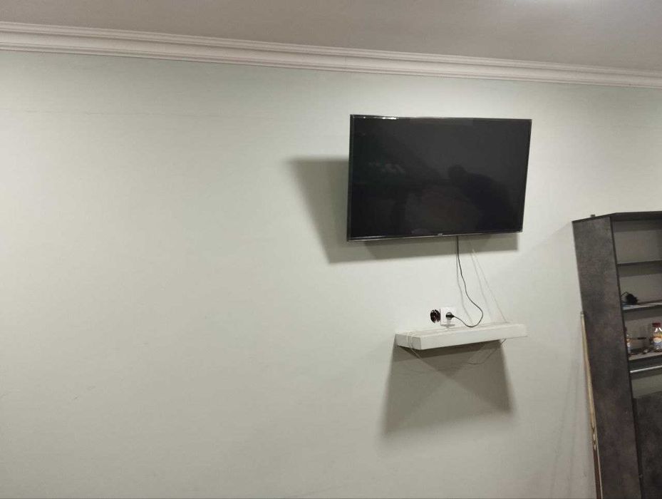 2 та бильярд стол ва қолган буюмлар сотилади