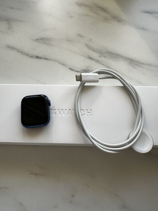 Apple Watch S7 - 41MM - Abyss Blue