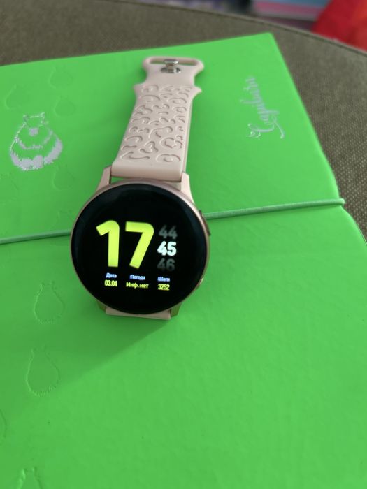 Часы Samsung Galaxy Watch