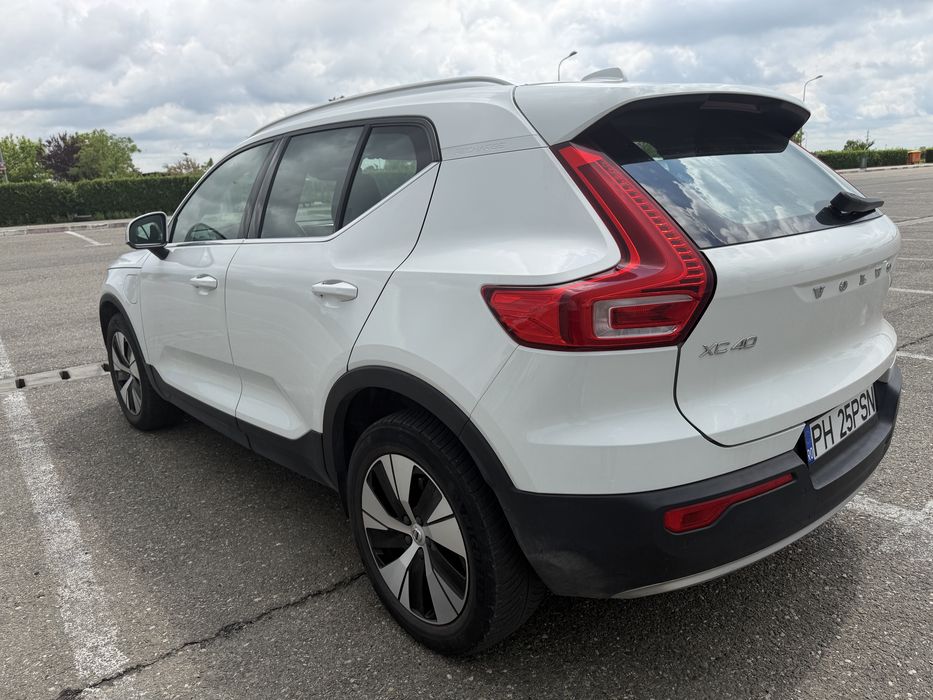 VOLVO XC40 2021 — imagine 4