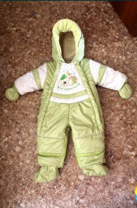 Продам комбенизон трансформер от 0 до 2 лет