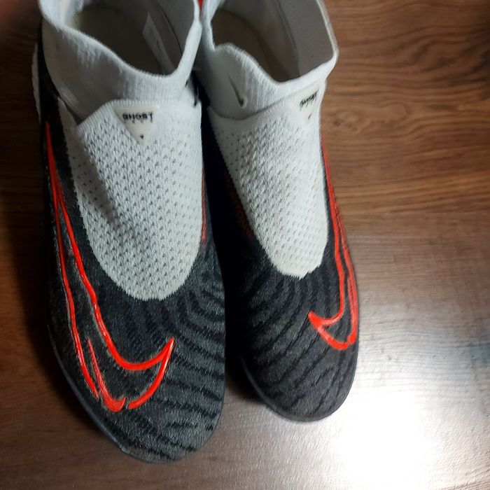 Сороконожки NIKE PHANTOM