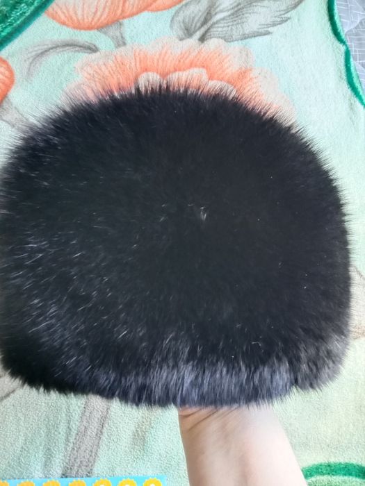 Продам женскую шапку