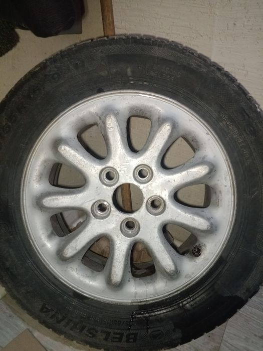 Продам шина срочно