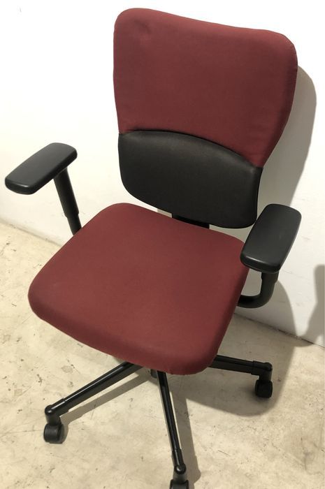 16 Buc. Scaun de Birou Steelcase; Scaun Ergonomic cu Reglaje Multiple