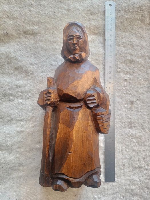 Фигури от дърво, дърворезба