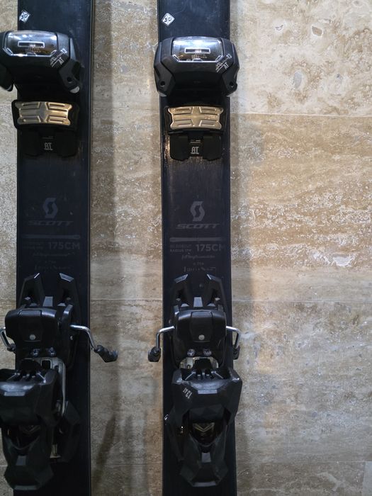 Продам лыжи Scott The SKI