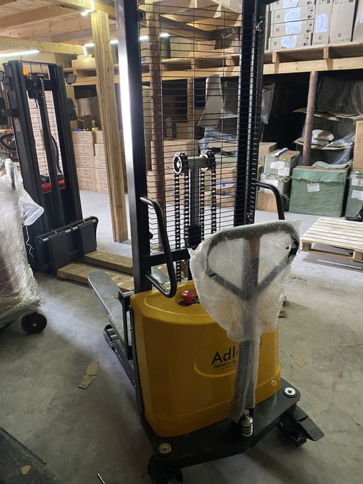 штаблер электрический , штабелер электрический , Рохля