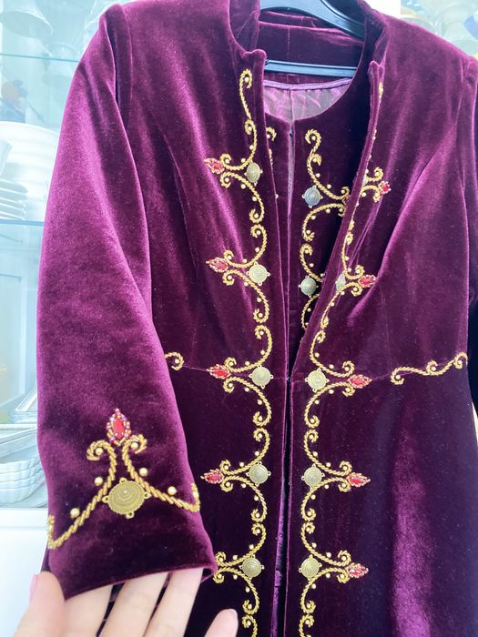 Продам срочно - Кәжекей, бөрік, камзол