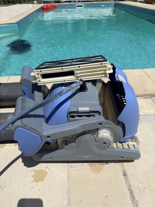 Robot Dolphin Supreme M400