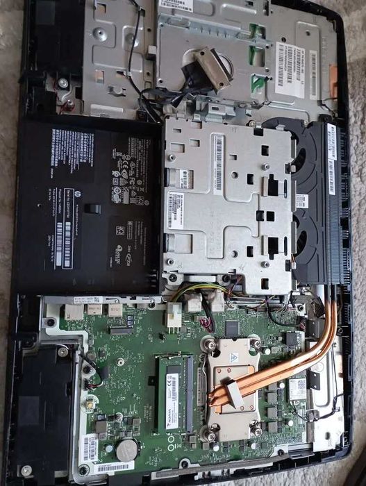 Два моноблока на запчасти