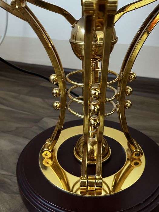 Глобус из камня (?)
