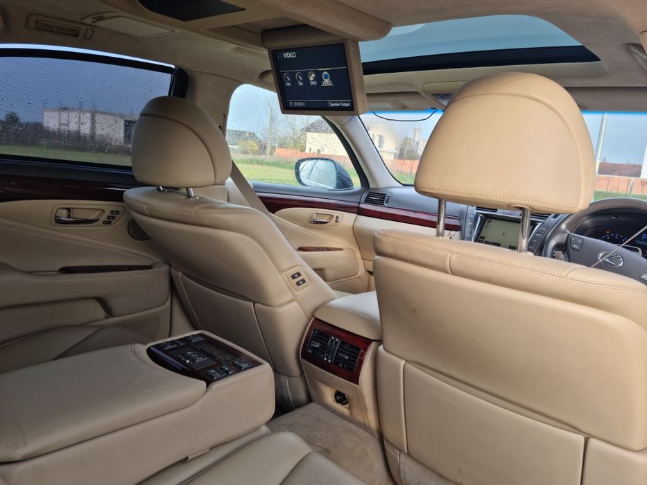 Dezmembrez Lexus Ls460 v8 2007