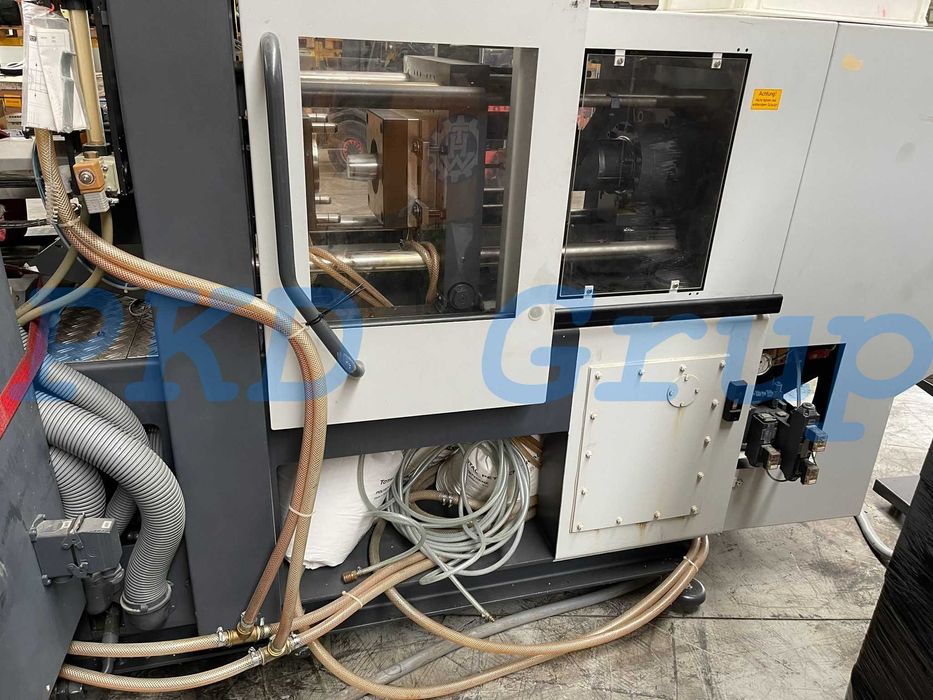 Mașină de injectat mase plastice Klöckner Ferromatik FX 30