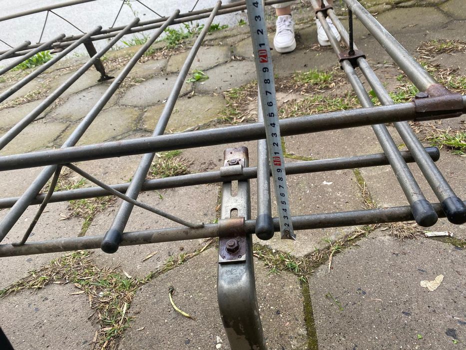 Багажник за бус на таван