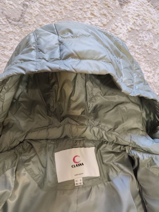 Продам куртку. Размер S (40-42)