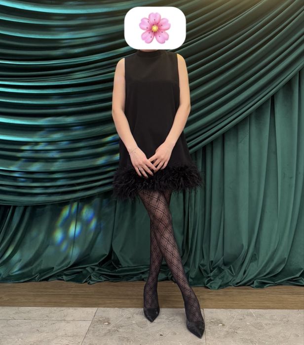 Чёрное мини платье