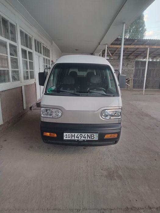 Damas avtomobili