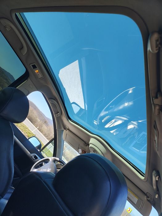 Peugeot 407 mașina este într-o stare perfectă