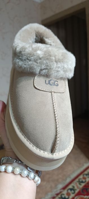 Продам угги 39 р