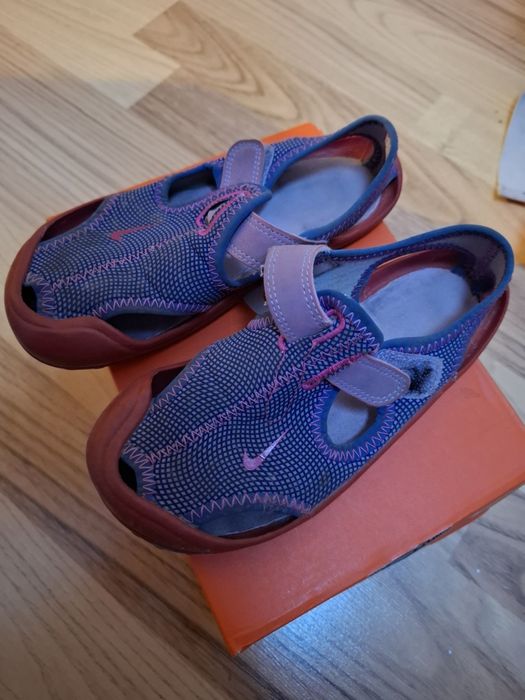 Sandale nike fete 28