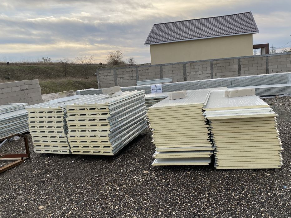 Panou sandwich perete acoperis