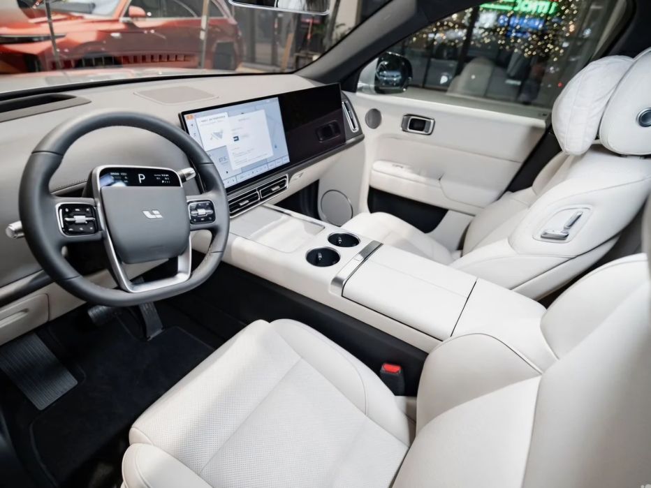 Гид с личным автомобилем Комфорт Самарканд Бухара Хива Ташкент Шахрис