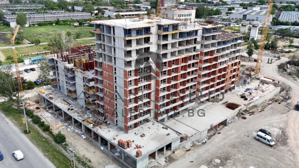 Продава се Двустаен апартамент в Пловдив, Тракия - 76 кв.м за 1323 €/кв.м - Снимка #3