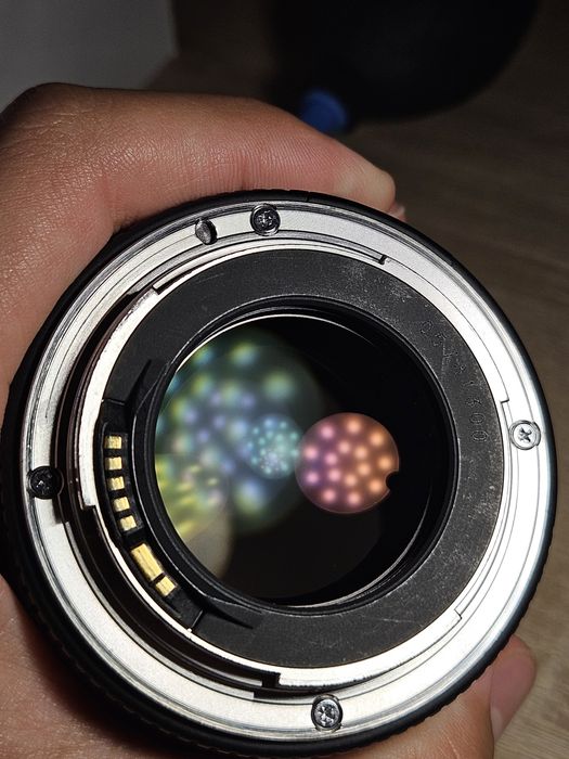 EF 85mm f1.8 USM - obiectiv pentru portrete