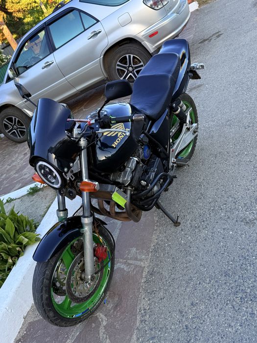 Honda SB400 SF..