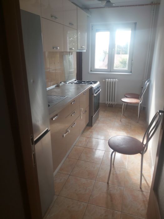 Inchiriez apartament 3 camere Vlaicu 5 colturi