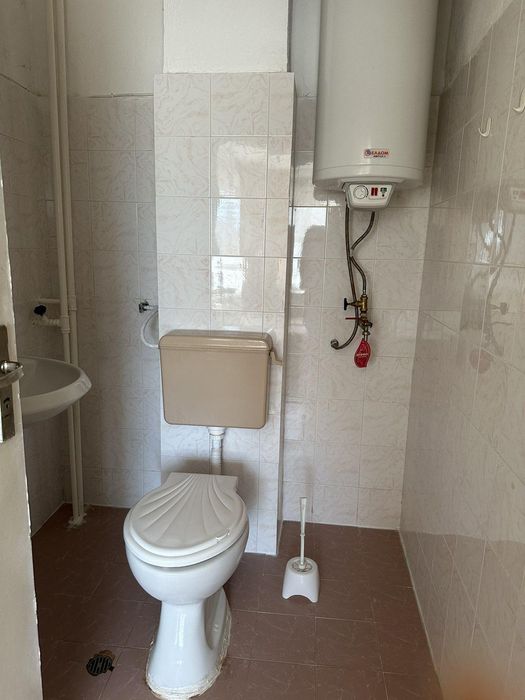 Продава се Къща в Бургас, Сарафово - 420 кв.м за 1000 €/кв.м - Снимка #11