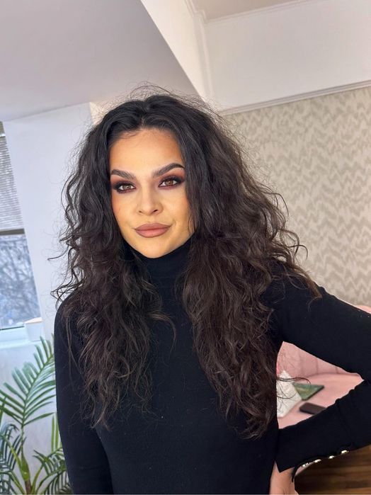 Make-up artist , cu diploma acreditata