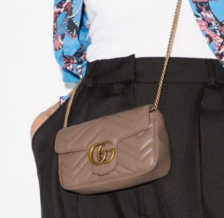 Geanta damă super model (Marmont),accesorii metalice aurii mate,sacule