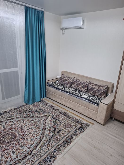 Продам 1,5ку за Драм.театром