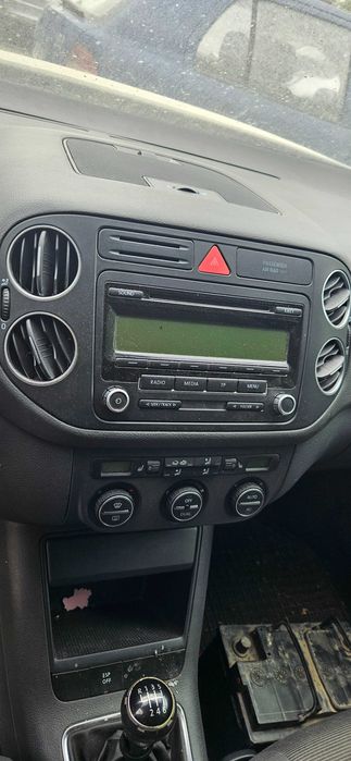 Dezmembrez VW Golf / Golf Plus 1.4 TSI e5 cod CAX