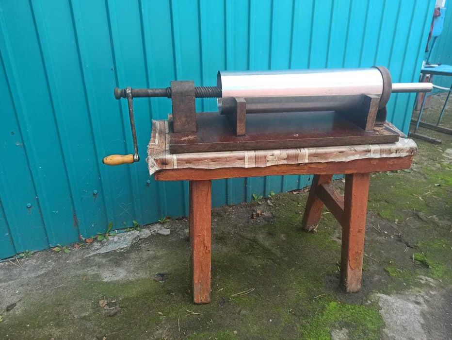 Продам щприц колбасный