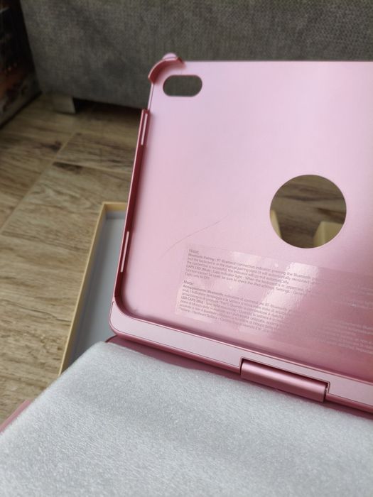 Husă pentru iPad 10/11 rotativă 360° cu tastatură  și touchpad